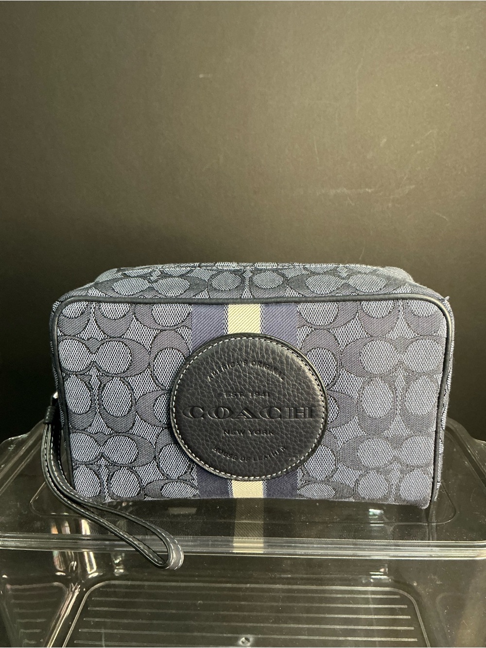 Coach Dempsey Boxy Cosmetic Case 20